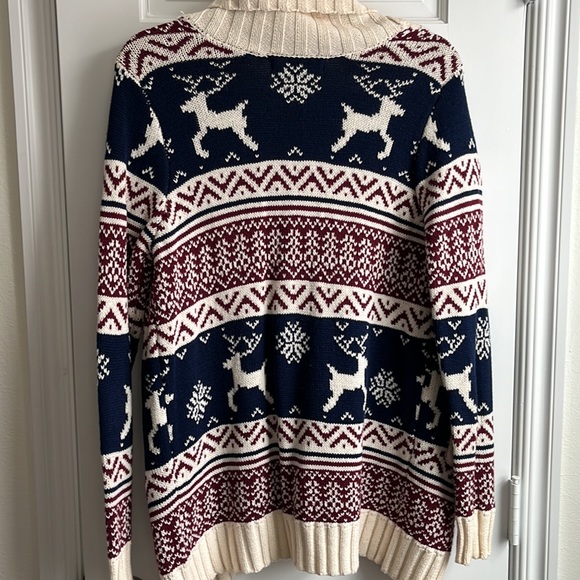 Forever 21 Winter Themed Half-Button Sweater - Picture 3 of 3